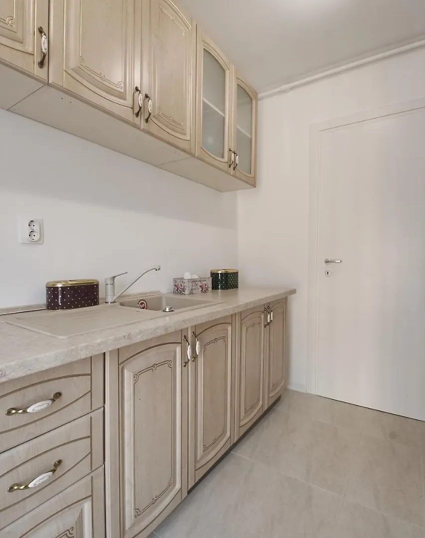 Apartment Rooms In Cosmopolis Bucharest